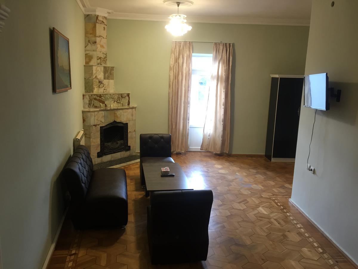 Bloor Hotel Ереван Екстериор снимка